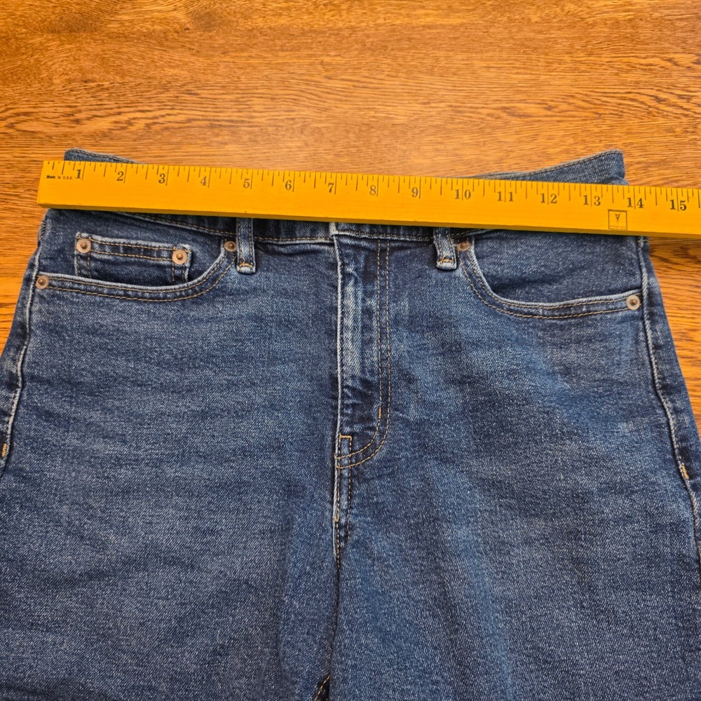 Calvin Klein Jeans Womens High Rise Denim Shorts Medium Wash Blue Size 28/6 - Picture 3 of 10